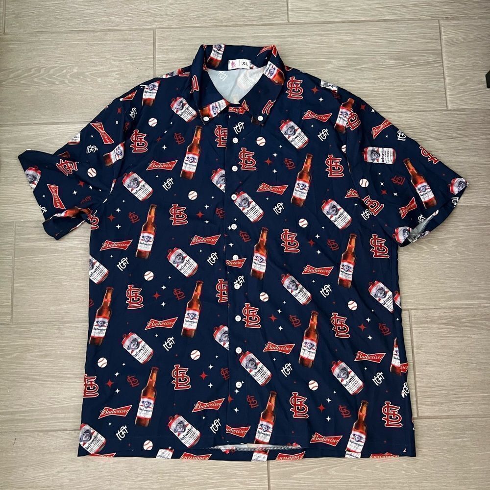 St. Louis Cardinals Budweiser Beer button up men’s shirt size XL
